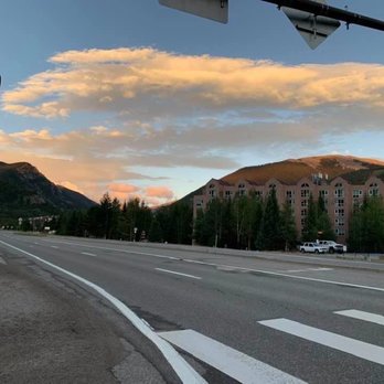 Hyatt Place Keystone/Dillon - View from the intersection just in front of the hotel. A very short walk to restaurants across the street. - Hotels Near Me - Keystone, Colorado