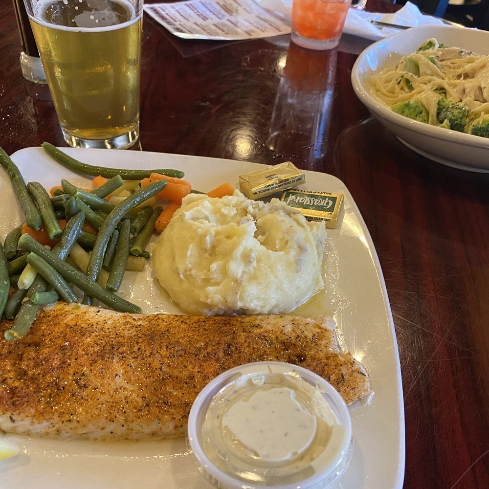 Mulligan's - White fish (soggy and grey) - American Near Me - Cheboygan, Michigan Mulligan's - White fish (soggy and grey) - American Near Me - Cheboygan, Michigan