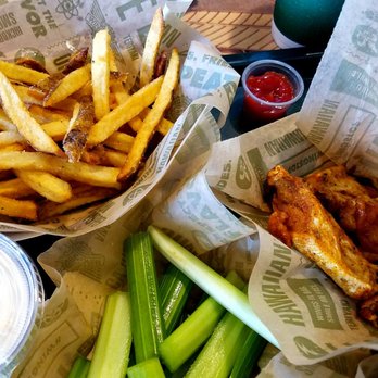 Wingstop - Lunch!!!+ - Chicken Wings Near Me - Livonia, Michigan