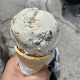 Pistachio ice cream Pistachio ice cream