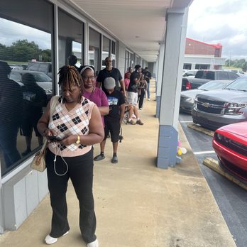 Krave Eatery & Dessert Shop - 10 minute before opening. - Desserts Near Me - Warner Robins, Georgia