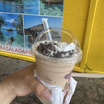 Don Frappe - Mocha with Oreo and choc chips - Juice Bars & Smoothies Near Me - Añasco, Puerto Rico Don Frappe - Mocha with Oreo and choc chips - Juice Bars & Smoothies Near Me - Añasco, Puerto Rico