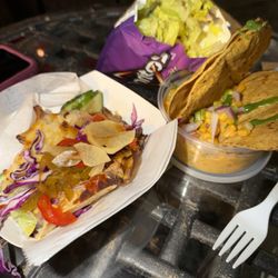 Sh'Mokin Taco - Pulled pork taco and Street corn to die for!!!