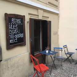 Café bar Kolíbka