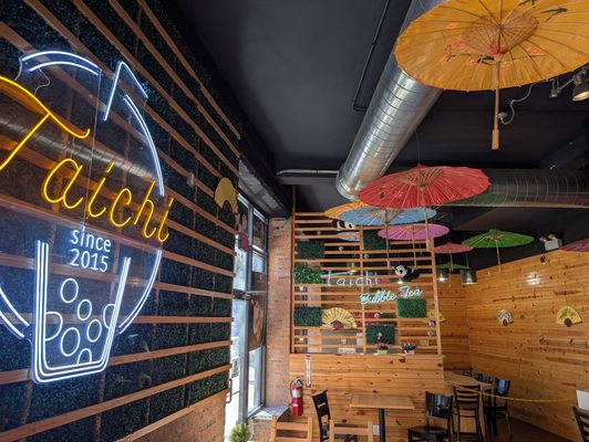 Taichi Bubble Tea, Ramen and Poke Bowl - Rogers Park by null