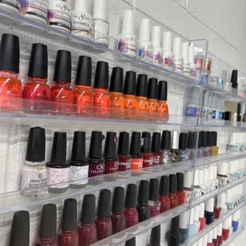 Aloha Hair & Nail - Nail colors - Hair Stylists Near Me - Honolulu, Hawaii