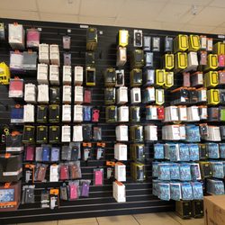 Cellphone MD - Large selection of phone cases. Lowest prices I have seen in Tampa.