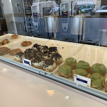 Beard Papa's - Matcha & Cookies & Cream - Desserts Near Me - Los Angeles, California Beard Papa's - Matcha & Cookies & Cream - Desserts Near Me - Los Angeles, California