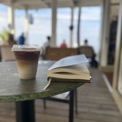 Kona Heaven Coffee - A beautiful, welcoming establishment