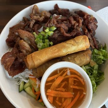 PHO K - 18. BBQ Pork Vermicelli / Bun Thit Nuong - Vietnamese Near Me - Katy, Texas