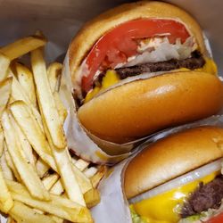 In-N-Out Burger - Standard combo ;)