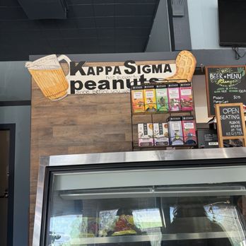 Peanuts Deluxe Cafe - Diners Near Me - San Jose, California Peanuts Deluxe Cafe - Diners Near Me - San Jose, California