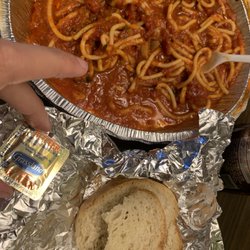 Villa Sorrento - Spaghetti and dry bread