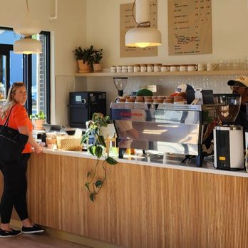 Stillhouse Coffee - Front counter and some side eye, lol. Loved the pop of color from her blouse though! (5/11/24) - Coffee & Tea Near Me - Edmonds, Washington
