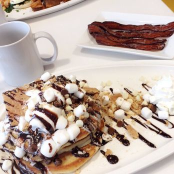 Omelet Bar - S'mores Tower Pancakes - Breakfast & Brunch Near Me - Orlando, Florida Omelet Bar - S'mores Tower Pancakes - Breakfast & Brunch Near Me - Orlando, Florida
