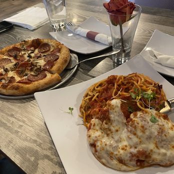 Mamma Mia - Italian Near Me - Riverside, California