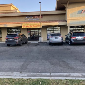 New Saigon - Storefront - Vietnamese Near Me - Bakersfield, California New Saigon - Storefront - Vietnamese Near Me - Bakersfield, California