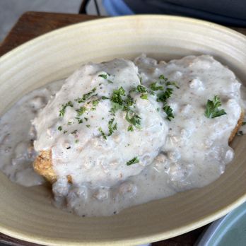 OB Surf Lodge - Biscuits and gravy - Breakfast & Brunch Near Me - San Diego, California OB Surf Lodge - Biscuits and gravy - Breakfast & Brunch Near Me - San Diego, California