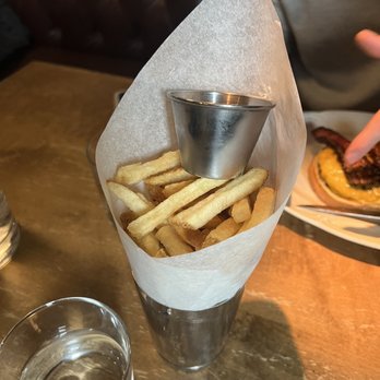 Au Cheval - French Fries - Bars Near Me - Chicago, Illinois Au Cheval - French Fries - Bars Near Me - Chicago, Illinois
