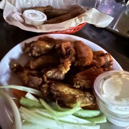 Wings with deep fried pickle Wings with deep fried pickle