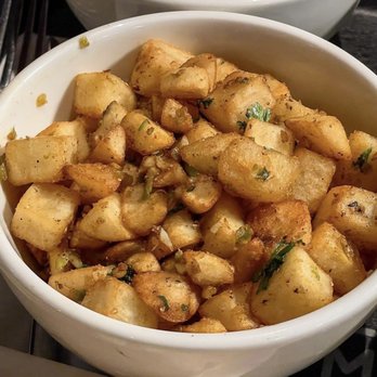 Mezzmiz - Batata Harra - Lebanese Near Me - Montreal, Quebec