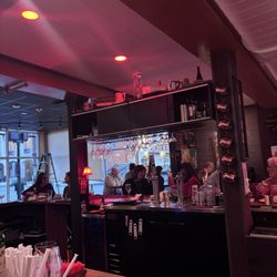 Bridge Tavern & Grill