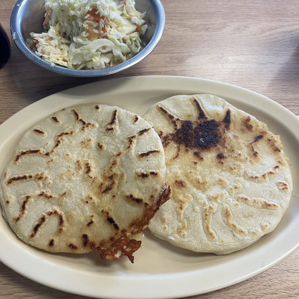 Las Pupusas - Chicken pupusas - Salvadoran Near Me - Henderson, Nevada