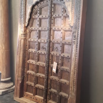 Compañia Nativa - Puerta de templo budista - Furniture Stores Near Me - Tigre, C