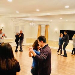 Authentic Argentine Tango School - Beginner class