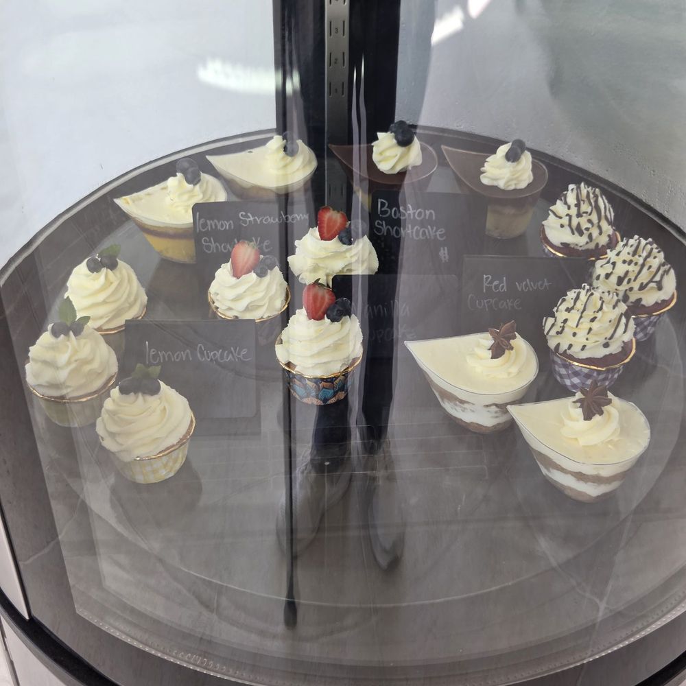 Keto Bakery - Cupcake varieties. - Bakeries Near Me - Los Angeles, California Keto Bakery - Cupcake varieties. - Bakeries Near Me - Los Angeles, California