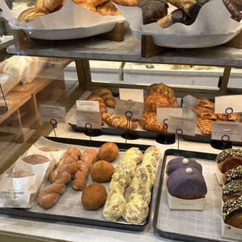 Tous Les Jours - Bakeries Near Me - Seattle, Washington