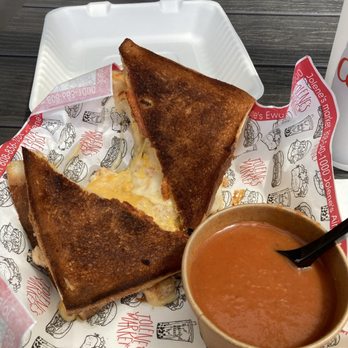 Jolene's - Airport - Garlic Crab Melt and Tomato Bisque. - Sandwiches Near Me - Honolulu, Hawaii Jolene's - Airport - Garlic Crab Melt and Tomato Bisque. - Sandwiches Near Me - Honolulu, Hawaii