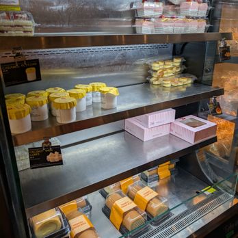 85°C Bakery Cafe-Chandler - Assorted treats - Bakeries Near Me - Chandler, Arizona 85°C Bakery Cafe-Chandler - Assorted treats - Bakeries Near Me - Chandler, Arizona