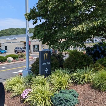 McDonald's - Coffee & Tea Near Me - Naugatuck, Connecticut McDonald's - Coffee & Tea Near Me - Naugatuck, Connecticut