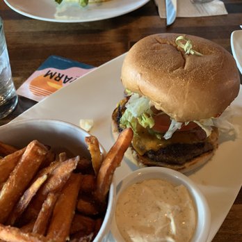 Cactus Club Cafe - Feenie Burger - order this whenever you crave for a burger - Canadian (New) Near Me - Burnaby, British Columbia