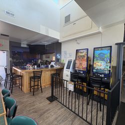 Frontier Flame - Bar on L and games for all