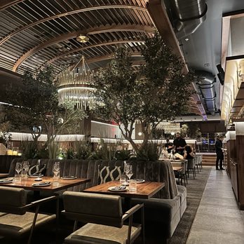 Sparrow Italia - Dining area - Italian Near Me - Miami, Florida Sparrow Italia - Dining area - Italian Near Me - Miami, Florida