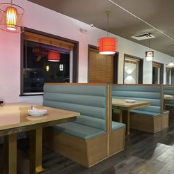 Hong Kong Kitchen - Dining