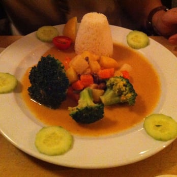 Alcazar - Dive Bars Near Me - Cologne, NW