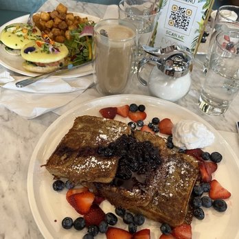 Evviva - Breakfast & Brunch Near Me - North York, Ontario Evviva - Breakfast & Brunch Near Me - North York, Ontario
