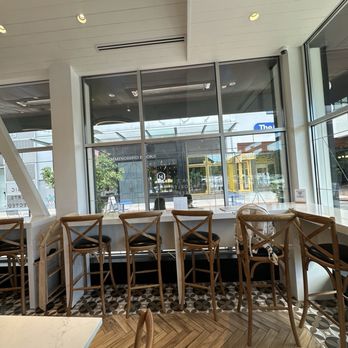 Mia's Brooklyn Bakery - Bakeries Near Me - Chestnut Hill, Massachusetts