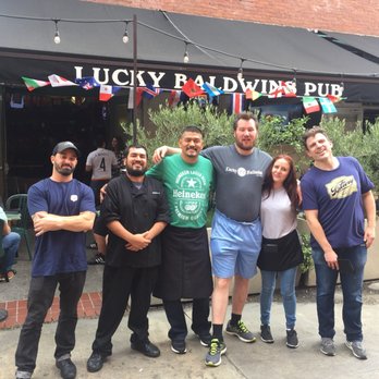 Lucky Baldwins Pub - Pubs Near Me - Pasadena, California