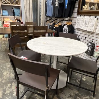 Adjectives Market - Home Decor Near Me - Orlando, Florida