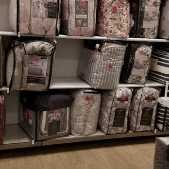 Home Goods - Linens - Home Decor Near Me - Pembroke Pines, Florida