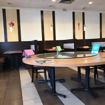 Trithis Restaurant - Dining room - Chinese Near Me - Mississauga, Ontario