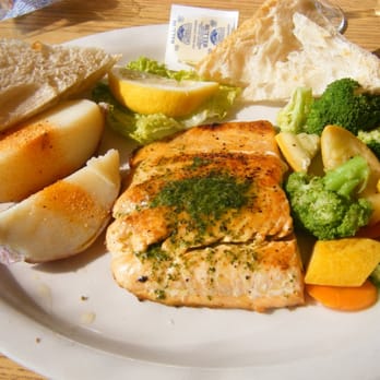 Sound View Cafe - salmon w/ cilantro butter sauce - Breakfast & Brunch Near Me - Seattle, Washington Sound View Cafe - salmon w/ cilantro butter sauce - Breakfast & Brunch Near Me - Seattle, Washington