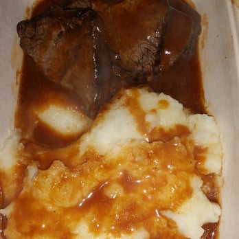 Cook Unity - Short ribs reheated in container.. sad looking but trust me.. taste fantastic.. re-plate them ;-) - Food Delivery Services Near Me