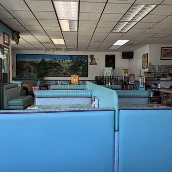 La Mexicana - Inside - Mexican Near Me - Atascadero, California