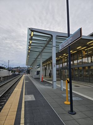 Tacoma Dome Station - Transit Center