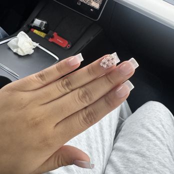 Puffin Nails - Nail Salons Near Me - Concord, California